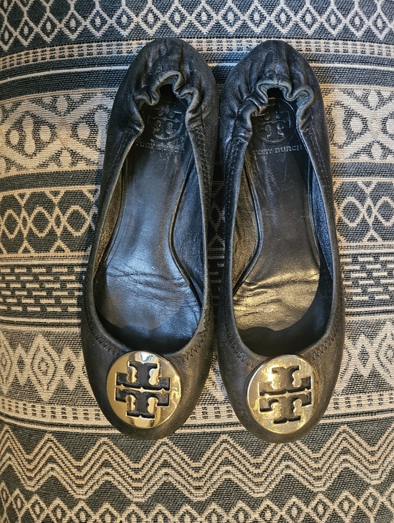 Tory Burch Shoes - Tory Burch Black Leather Ballet Flats with Gold Logo Medallion